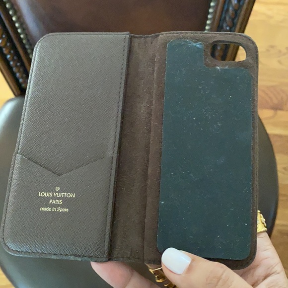 Authentic Louis Vuitton iPhone 7 Phone Case - Picture 2 of 4